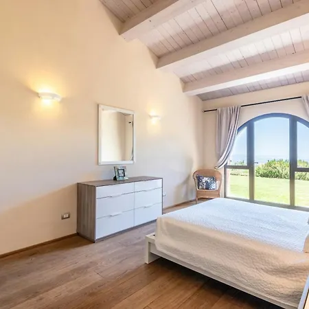 House Between Val Di Chiana And Val D'orcia